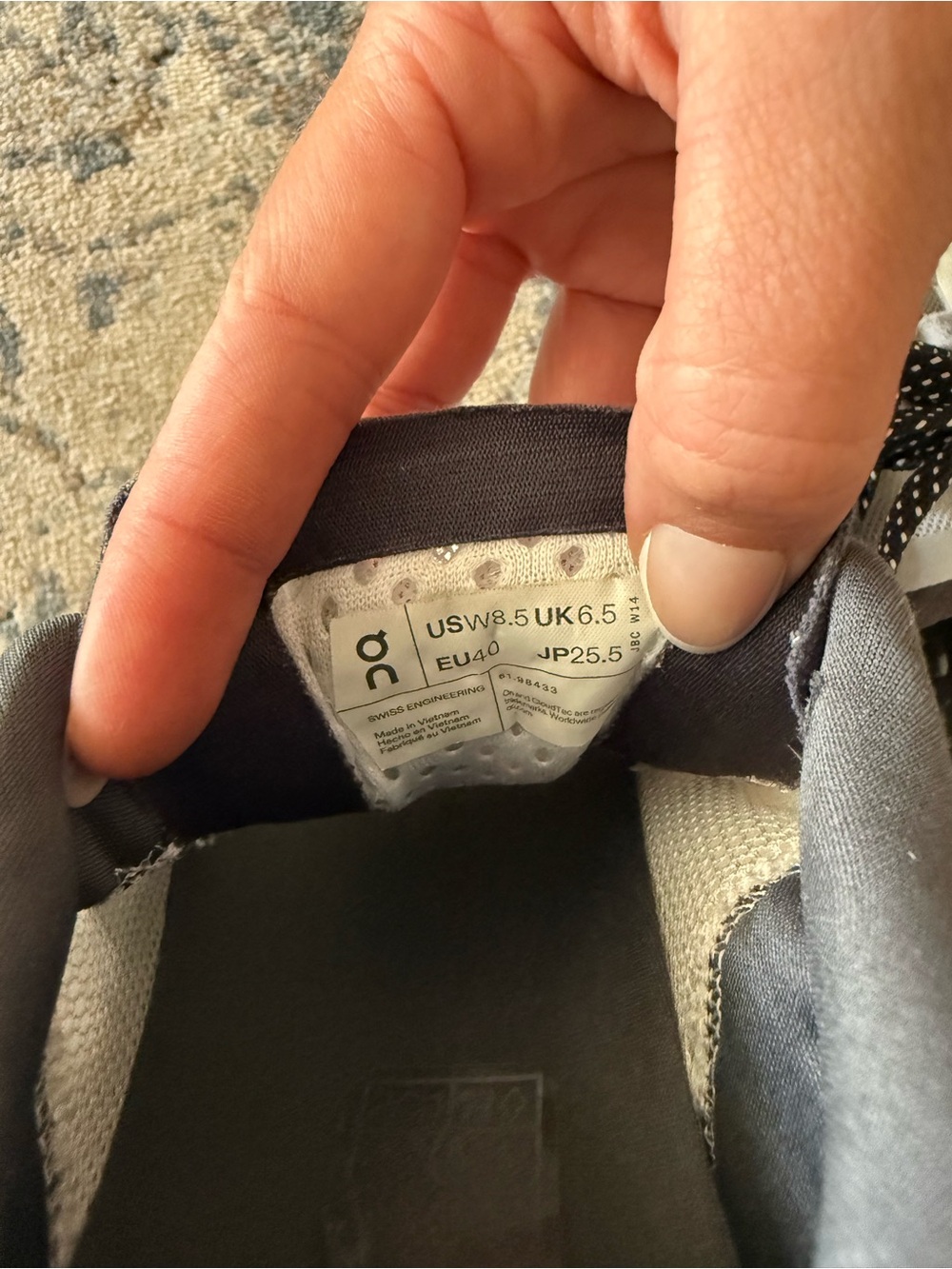 ON Cloudmonster Running Shoes Sz 8.5 Womens - Picture 5 of 6